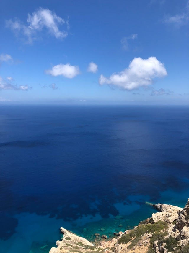 les plages de Folegandros